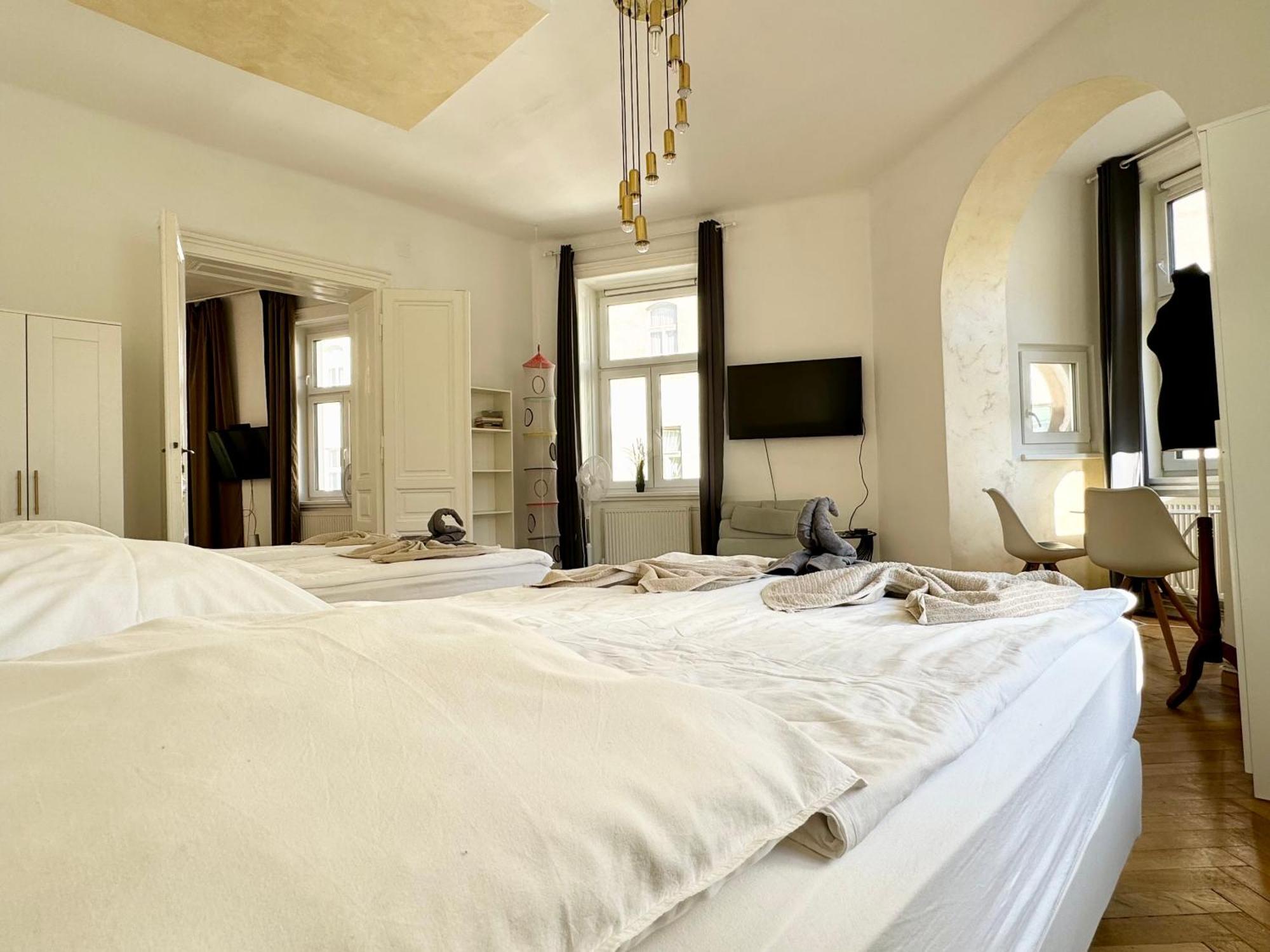 Premium Apartment Located At The Famous Vienna Kutschkermarkt Exterior foto